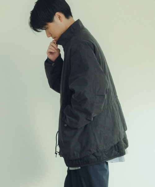 ITEMS URBANRESEARCH(アイテムズ アーバンリサーチ)の「中綿ライナー付 フードレスショートモッズ(モッズコート・メンズ・KHK/BLK・M/L)」の6枚目の写真