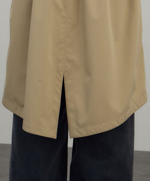 ADAM ET ROPE'（アダムエロペ）の「3レイヤーミリタリーコート / KAJIF（ミリタリージャケット・レディース・ブラック/ベージュ・F）」の22枚目の写真