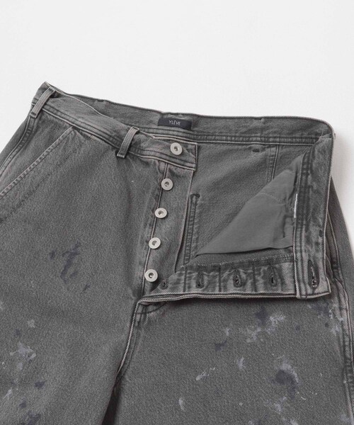 URBAN RESEARCH(アーバンリサーチ)の「YLEVE HAND PAINT DENIM SHORTS(その他パンツ・メンズ・010 BLACK/040 CER・3/4)」の12枚目の写真