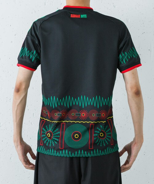 URBAN RESEARCH(アーバンリサーチ)の「adidas サッカージャマイカ代表 26 × ボブ・マーリー アウェイ レプリカ ユニフォーム(Tシャツ/カットソー・メンズ・ブラック・XL/XXL/XXXL)」の6枚目の写真