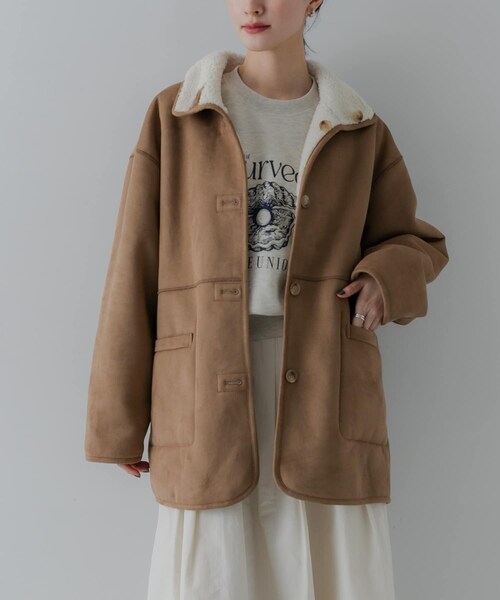 URBAN RESEARCH（アーバンリサーチ）の「ECOPELフェイクムートンリバーシブルコート（ムートンコート・レディース・IVO×CML/BRN×BRN/OFF×GREGE・Free）」の10枚目の写真