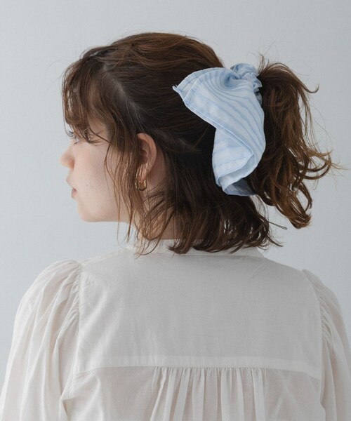 URBAN RESEARCH Sonny Label（アーバンリサーチサニーレーベル）の「ボーダーボリュームシュシュ（ヘアゴム・レディース・ライトブルー・One）」の3枚目の写真