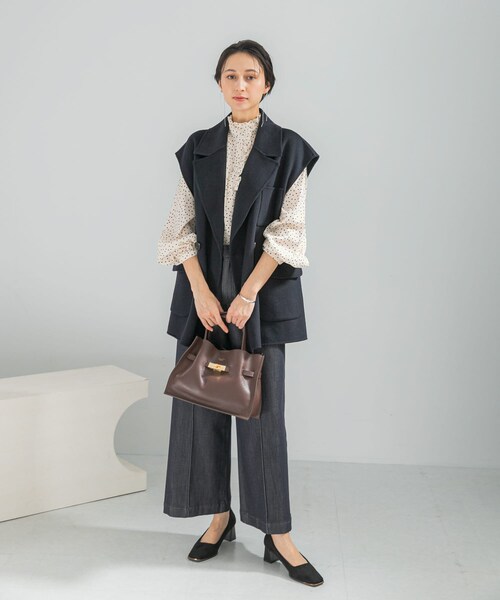 URBAN RESEARCH ROSSO（アーバンリサーチロッソ）の「『WEB限定』フリルスタンドカラーシャツ（シャツ/ブラウス・レディース・LIGHTBEIGE/BLACK/DOT・Free）」の8枚目の写真
