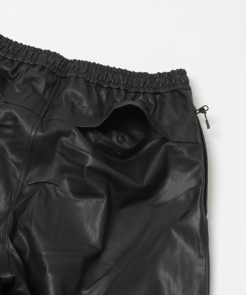 URBAN RESEARCH(アーバンリサーチ)の「DAIWA PIER39 TECH SYNTHETIC SKIN WINDBREAKER PANTS(その他パンツ・メンズ・BLACK・M/L/XL)」の8枚目の写真