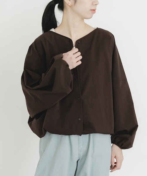 EKAL（エカル）の「DOT AIR CARDIGAN（カーディガン/ボレロ・レディース・ブラック/ブラウン/チャコール・One）」の3枚目の写真