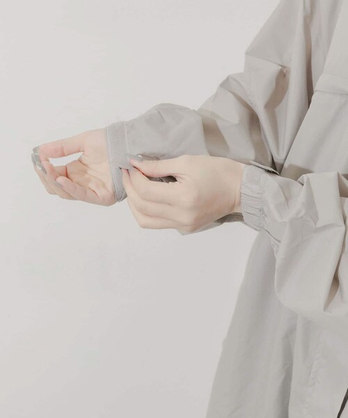 SMELLY（スメリー）の「『WEB限定』because　Mods Poncho（レインコート/ポンチョ・レディース・MNT/GRY/NVY・One）」の11枚目の写真