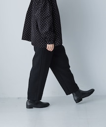 ウールテーパードパンツ