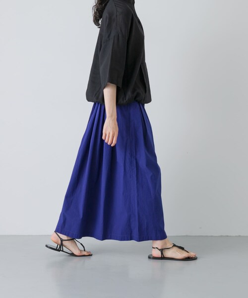 かぐれ（カグレ）の「コットンタックスカート（スカート・レディース・SANDBEIGE/ROYAL BLUE・Free）」の3枚目の写真