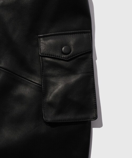 ADAM ET ROPE'（アダムエロペ）の「【CCU/シーシーユー】A-1 JACKET（その他アウター・メンズ・ブラック・1/2）」の10枚目の写真