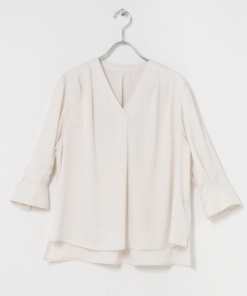 URBAN RESEARCH ROSSO（アーバンリサーチロッソ）の「シルキーツイルVネックブラウス（シャツ/ブラウス・レディース・OFF/MINT/NAVY・Free）」の10枚目の写真