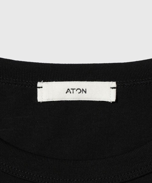 ADAM ET ROPE'(アダムエロペ)の「【ATON/エイトン】DRY COTTN JERSEY T-SHIRT(Tシャツ/カットソー・メンズ・ブラック/ホワイト・4/6)」の9枚目の写真
