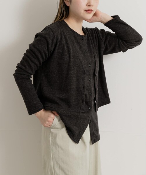 THE GOODLAND MARKET（ザグッドランドマーケット）の「&her　Vest Cardigan Set（カーディガン/ボレロ・レディース・GRYxOFF/CHARCOAL/OFF・FREE）」の3枚目の写真