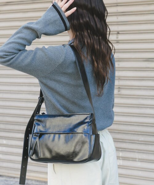 ITEMS URBANRESEARCH（アイテムズ アーバンリサーチ）の「配色ポロニット（ニット/セーター・レディース・GRY/NVY/MELON・Free）」の6枚目の写真