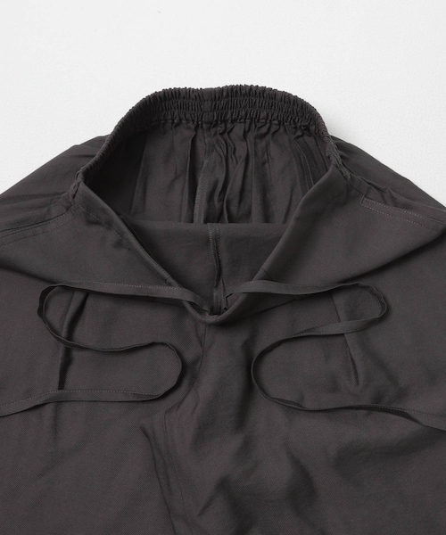 URBAN RESEARCH DOORS(アーバンリサーチドアーズ)の「FORK&SPOON レーヨンナイロンツイルイージーパンツ(その他パンツ・レディース・CHARCOAL/REDBROWN/KHAKI・1/2)」の6枚目の写真
