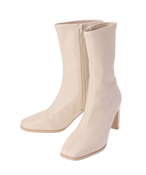 dazzlin（ダズリン）の「アンクルミドルブーツ（ブーツ・レディース・アイボリー/ブラック/ベージュ・M/L）」の5枚目の写真