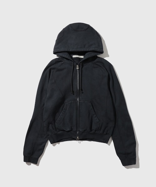 ADAM ET ROPE'(アダムエロペ)の「【NVRFRGT/ネヴァーフォーゲット】PANELED ZIP UP HOODIE(パーカー・メンズ・キナリ/ネイビー・1/2)」の3枚目の写真