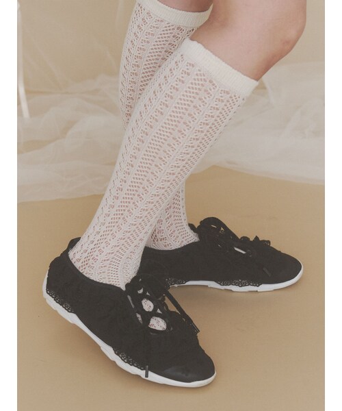 merry jenny（メリージェニー）の「Frill Ballet Sneakers（スニーカー・レディース・オフホワイト/アイボリー/ブラック/ミントグリーン・M/L）」の7枚目の写真