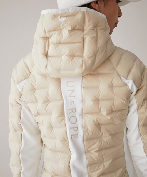ROPE'(ロペ)の「【撥水】ストレッチナイロン ダウンブルゾン(ダウンジャケット/コート・レディース・ホワイト/ベージュ/ネイビー・L/M/S)」の14枚目の写真