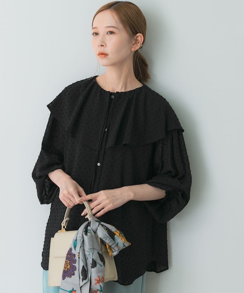 URBAN RESEARCH ROSSO（アーバンリサーチロッソ）の「ジャガードケープブラウス（シャツ/ブラウス・レディース・off/camel/black・FREE）」の14枚目の写真