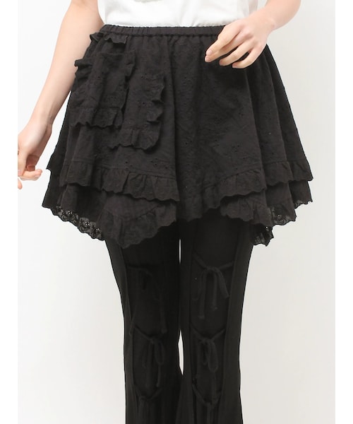 merry jenny（メリージェニー）の「switchレースヘムエプロン（チャーム・レディース・オフホワイト/ブラック・F）」の2枚目の写真