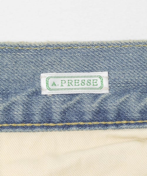 URBAN RESEARCH（アーバンリサーチ）の「A PRESSE　No.37 Washed Wide Denim Pants（デニムパンツ・メンズ・BLEACH・30-30/32-30/34-30/36-30）」の9枚目の写真