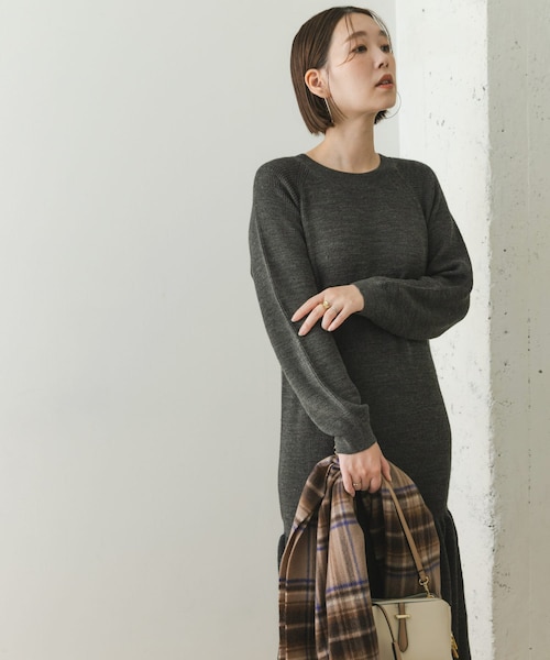 URBAN RESEARCH ROSSO（アーバンリサーチロッソ）の「F by ROSSO　ウォッシャブル抗ピルニットワンピース（ワンピース・レディース・D/NAVY/C/GRAY・36/38）」の5枚目の写真