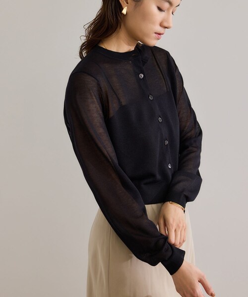 ROPE'(ロペ)の「【洗える】LEVITAクルーネックシアーカーディガン(カーディガン/ボレロ・レディース・ブラック/ベージュ系・F)」の16枚目の写真