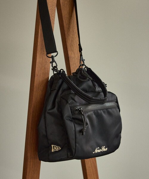 ROPE' PICNIC（ロペピクニック）の「【NEW ERA(R)/ニューエラ別注】2WAY DRAWSTRING POUCH（ショルダーバッグ・レディース・ブラック・F）」の2枚目の写真