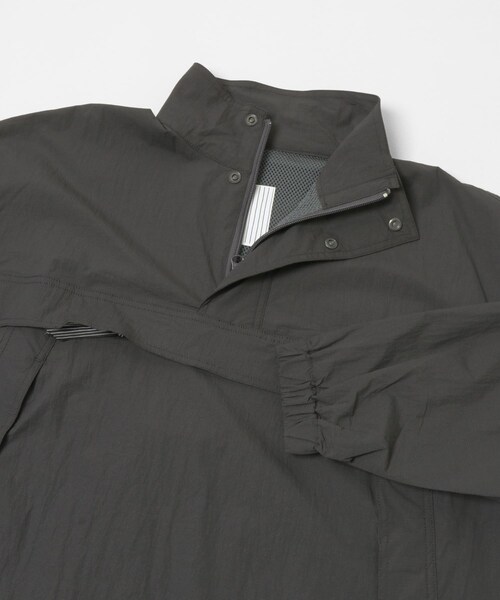 URBAN RESEARCH（アーバンリサーチ）の「SFC　SFC ANORAK（マウンテンパーカー・メンズ・Charcoal/Navy/Black・L/XL）」の16枚目の写真