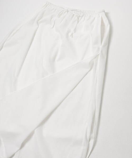 URBAN RESEARCH（アーバンリサーチ）の「AMOMENTO　SHEER LAYERED PANTS（その他パンツ・レディース・BLACK/WHITE・0/1）」の7枚目の写真
