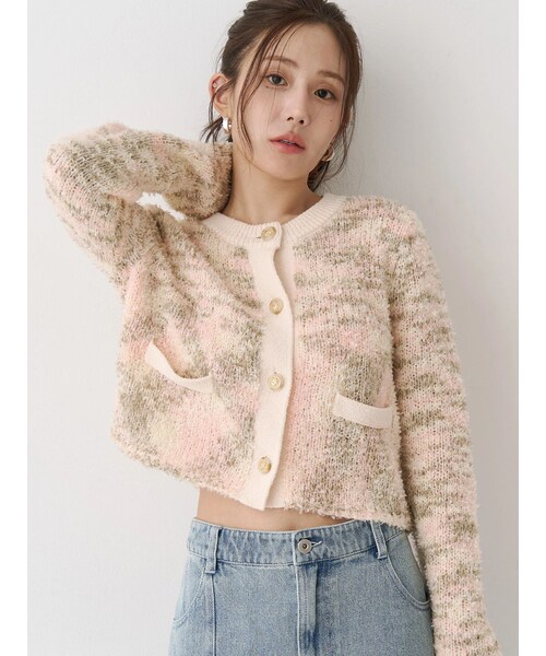 CALNAMUR（カルナムール）の「ファンシーヤーンクラシカルニット