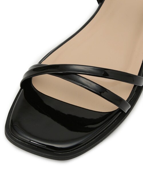 ROPE' PICNIC（ロペピクニック）の「スキニーストラップフラットサンダル（サンダル・レディース・オフホワイト/ブラック/シルバー/ゴールド・24.0/23.0）」の13枚目の写真