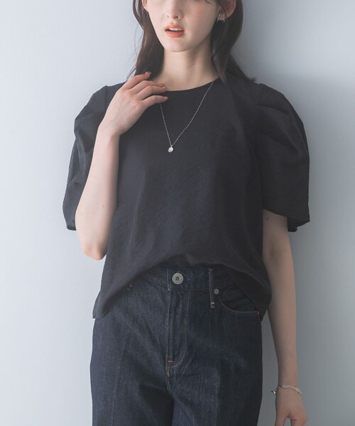 URBAN RESEARCH ROSSO（アーバンリサーチロッソ）の「フォルムスリーブシアーブラウス（シャツ/ブラウス・レディース・WHITE/BLACK/BORDEAUX・Free）」の13枚目の写真