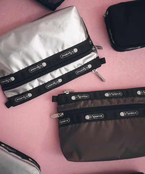 ADAM ET ROPE'（アダムエロペ）の「【LeSportsac for ADAM ET ROPE'】COSMETIC CLUTCH (SHINE/SOLID)（ポーチ・レディース・シルバー・F）」の7枚目の写真