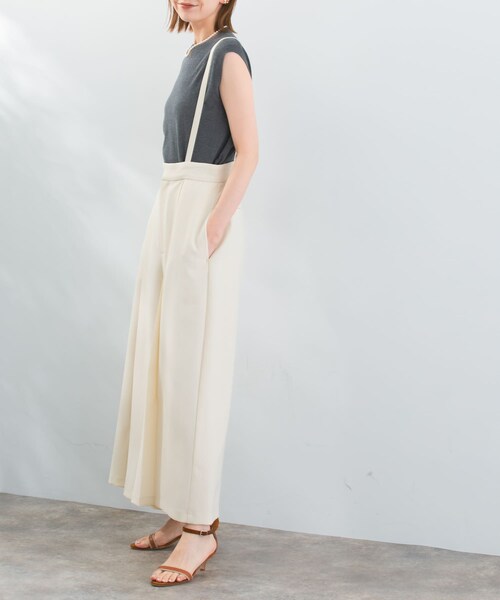 URBAN RESEARCH ROSSO（アーバンリサーチロッソ）の「サス付きタックワイドパンツ（その他パンツ・レディース・white/black・36/38）」の10枚目の写真