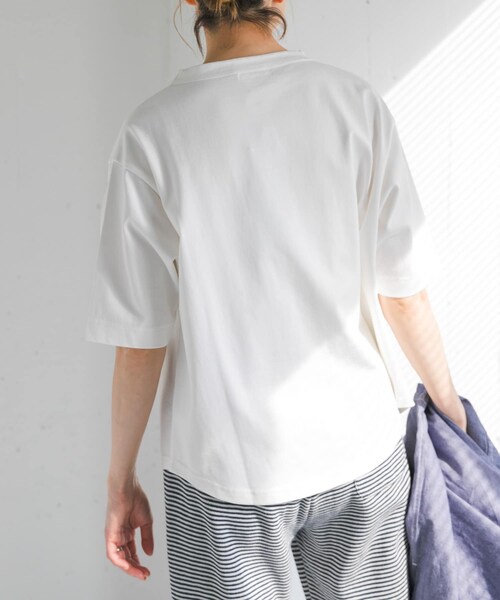 URBAN RESEARCH DOORS(アーバンリサーチドアーズ)の「FORK&SPOON ボトルネックショートスリーブTシャツ(Tシャツ/カットソー・レディース・OFF/NAVY/CAMEL/CRMxGRN/BLACK/TURQUOISE/BEGxBLK・1)」の18枚目の写真