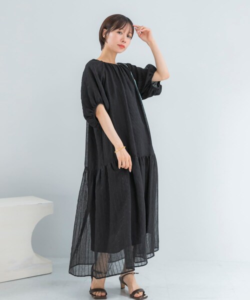 URBAN RESEARCH ROSSO（アーバンリサーチロッソ）の「シアーストライプボリュームスリーブワンピース（ワンピース・レディース・IVORY/BLACK・Free）」の18枚目の写真