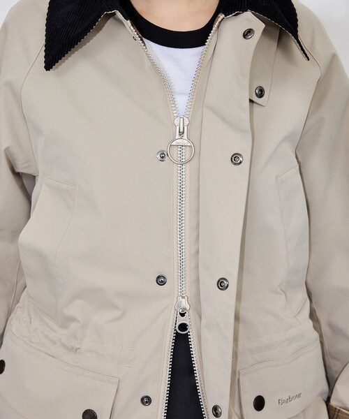 ADAM ET ROPE'(アダムエロペ)の「【Barbour for ADAM ET ROPE'】別注Shirring Bedale(その他アウター・レディース・ブラック/ベージュ・34/36)」の18枚目の写真