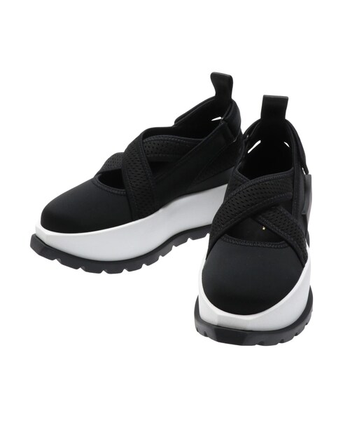 UN3D.（アンスリード）の「【UN】Roko Surf（スニーカー・レディース・ブラック/オフホワイト/ミックス・36/37/38/39）」の6枚目の写真