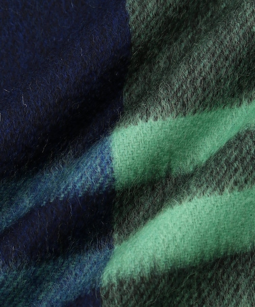 ADAM ET ROPE'（アダムエロペ）の「【公式サイト限定】【Joshua Ellis（ジョシュアエリス）】カシミヤチェックストール（ストール/ショール・レディース・グリーン/ダークブラウン/レッド・F）」の16枚目の写真