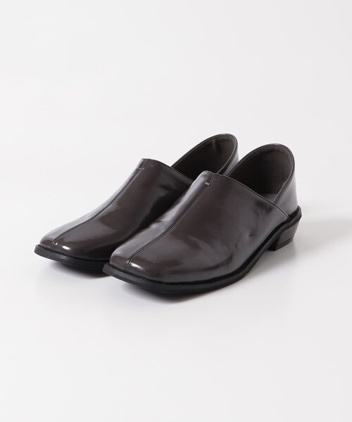 KBF（ケイビーエフ）の「センターステッチスクエアトゥスライドシューズ（その他シューズ・レディース・BLACK/CHARCOAL・36/37/38）」の21枚目の写真