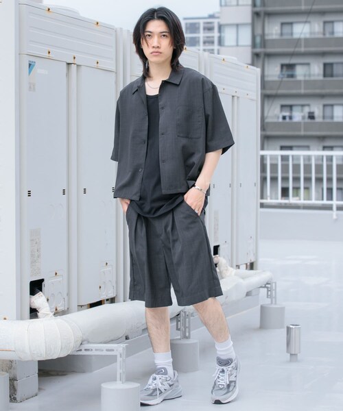 SENSE OF PLACE by URBAN RESEARCH(センスオブプレイスバイアーバンリサーチ)の「『イージーケア/セットアップ対応/ユニセックス』リネンライクボクシーシャツ(5分袖)(シャツ/ブラウス・メンズ・L.BLUE/CHARCOAL/GREIGE/PURPLE・M/L)」の17枚目の写真