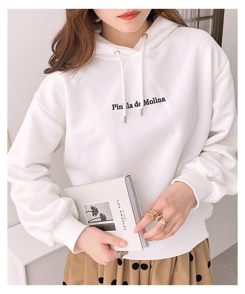 nissen（ニッセン）の「裏起毛　刺繍ロゴパーカー（パーカー・レディース・クロ/オフ・M/L）」の3枚目の写真