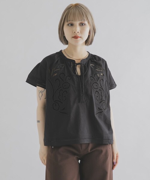 THE GOODLAND MARKET（ザグッドランドマーケット）の「FANAKA　レースブラウス（シャツ/ブラウス・レディース・オフホワイト/ブラック・Free）」の22枚目の写真