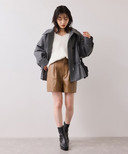 VIS(ビス)の「レザーショートパンツ(その他パンツ・レディース・ブラック/キャメル・F)」の19枚目の写真