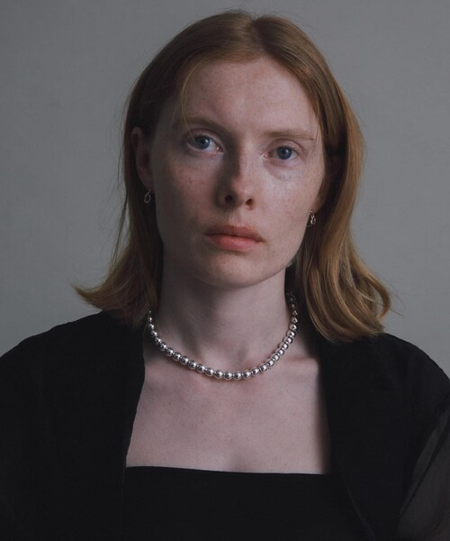 URBAN RESEARCH(アーバンリサーチ)の「decor『デコール』 Hematite8mmBallchoker(ネックレス・レディース・SILVER・-)」の3枚目の写真