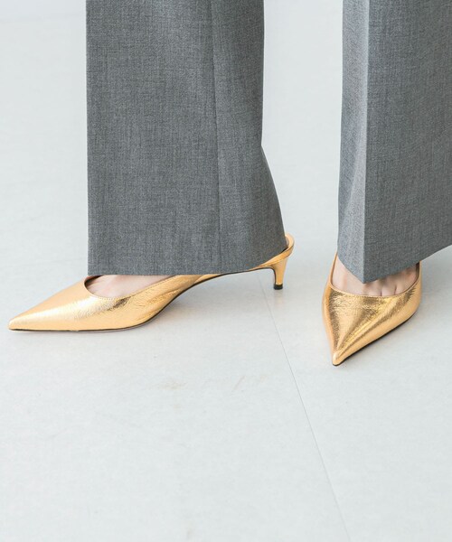 URBAN RESEARCH ROSSO（アーバンリサーチロッソ）の「PELLICO　バックストラップパンプス（パンプス・レディース・GOLD・36/36.5/37/37.5/38）」の4枚目の写真