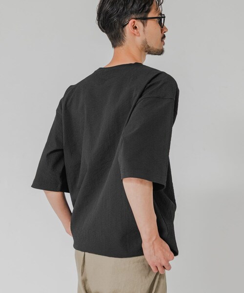 URBAN RESEARCH(アーバンリサーチ)の「『吸水速乾/UVカット』『別注』THOUSAND MILE×URBAN RESEARCH WASHER CODE T-SHIRTS(Tシャツ/カットソー・メンズ・BLACK/CHARCOAL/NAVY ST・S/M/L)」の6枚目の写真