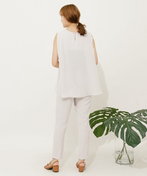 SENSE OF PLACE by URBAN RESEARCH（センスオブプレイスバイアーバンリサーチ）の「バックフレアセットアップ(テーパード)（セットアップ・レディース・GREIGE/GREEN/NAVY・S/M）」の6枚目の写真