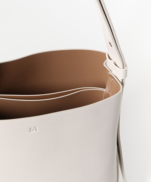 URBAN RESEARCH ROSSO（アーバンリサーチロッソ）の「&MyuQ　JUNO mini BAG（ショルダーバッグ・レディース・BEIGE/WHITE/BLACK・-）」の6枚目の写真